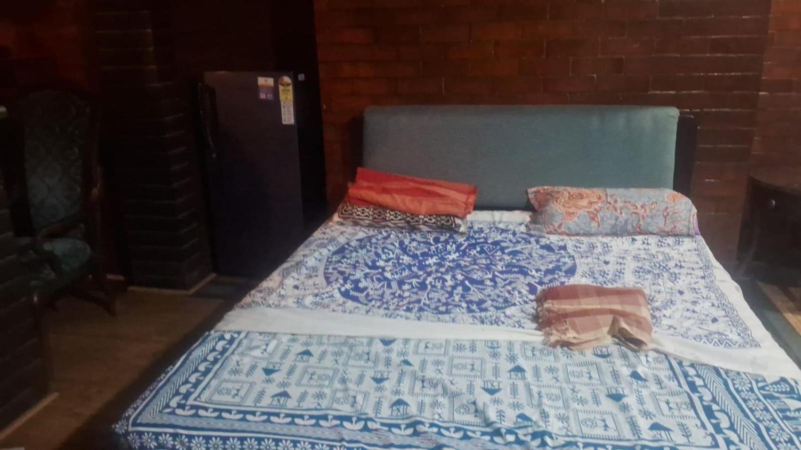 Tvh Park Rozalia Hostel Csennai Kültér fotó
